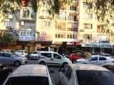 BORNOVANIN EN İŞLEK GEDİZ CADDESİ ÜZERİNDE BOŞ KALMAZ BALKONLU KUPON OFİS