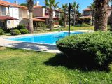 Çeşme Çiftlikköy Site Havuzlu site içinde Villa